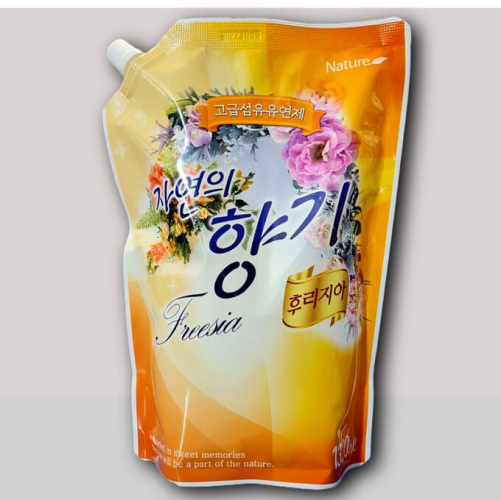 Кондиционер для белья Фрезия Freesia fabric softener NATURE м/у 1,3л.